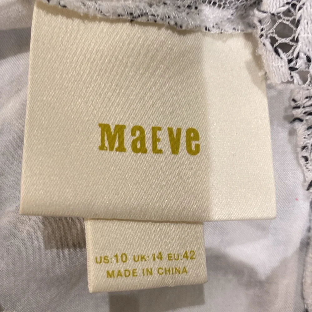 Super cute sleeveless top by Maeve. Size 10 - Picture 8 of 9